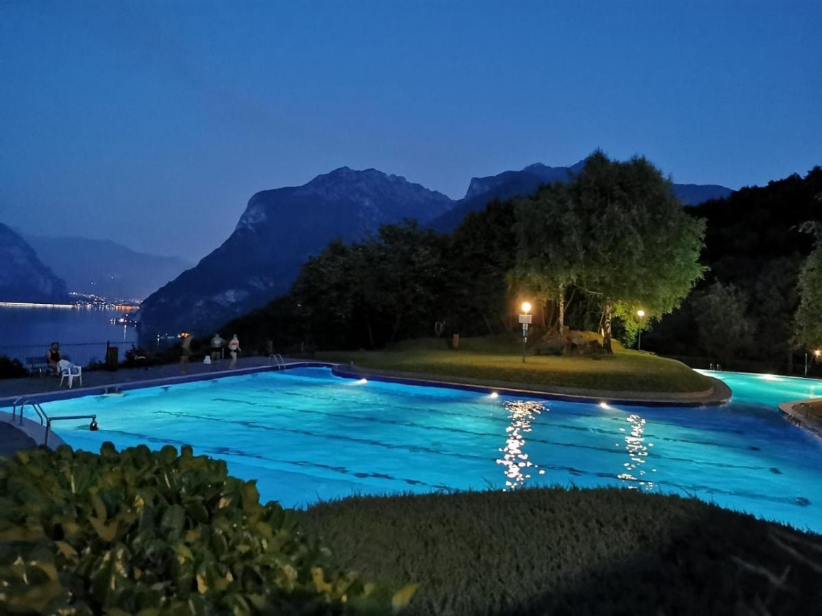 Appartamento Beatrice - Lago Di Como Вальброна Экстерьер фото